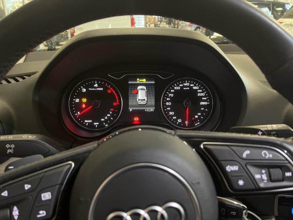 Audi Q2 30 1.6 tdi Admired s-tronic