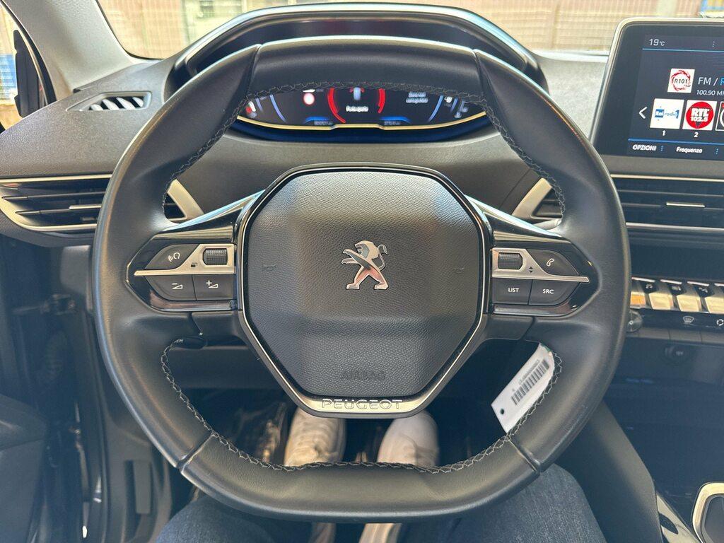 Peugeot 3008 1.5 bluehdi Active s&s 130cv