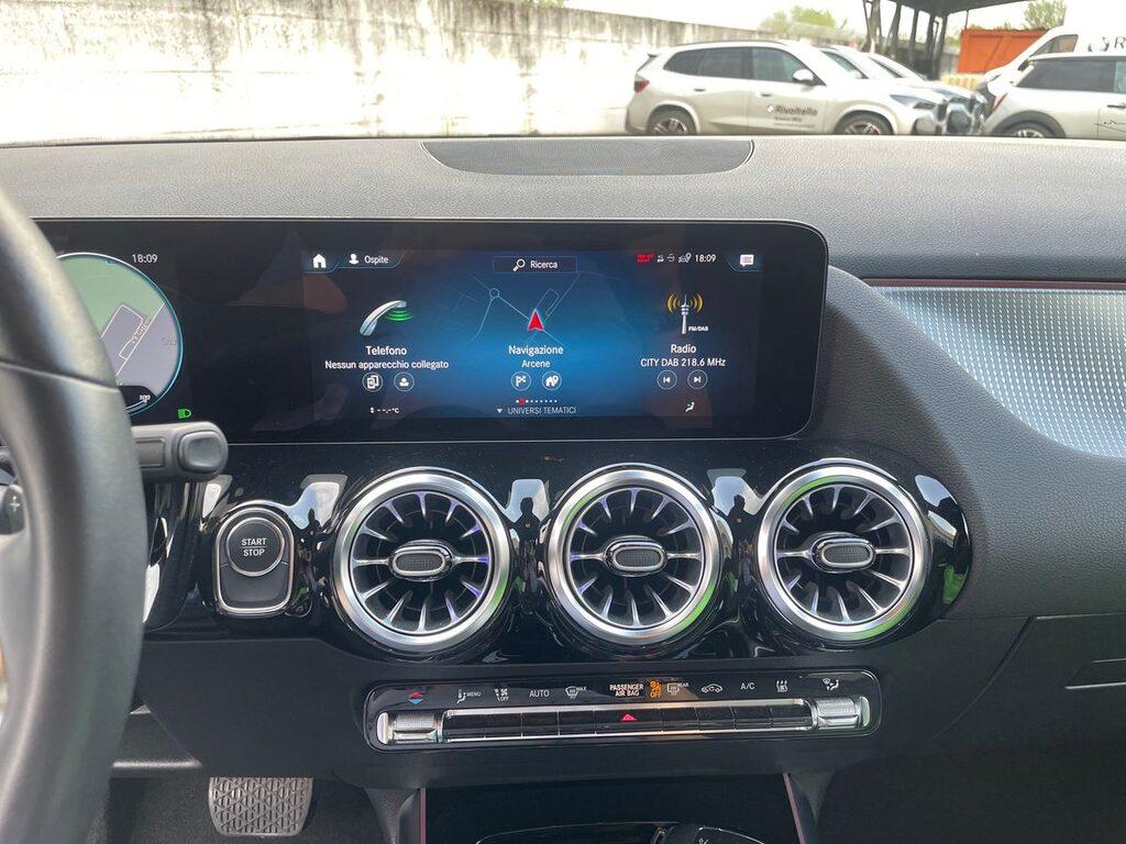 Mercedes EQA 350 Sport Pro 4matic