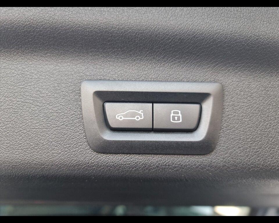BMW X1 sdrive20d mhev 48V X-Line auto