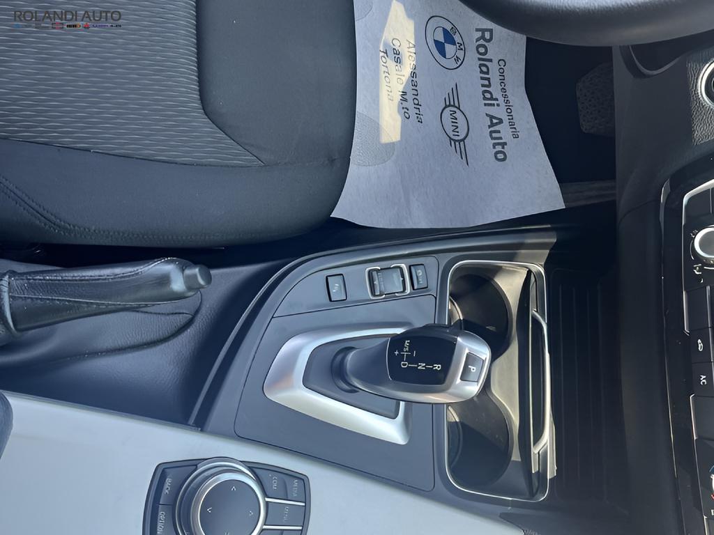 BMW Serie 3 318d Touring Business Advantage