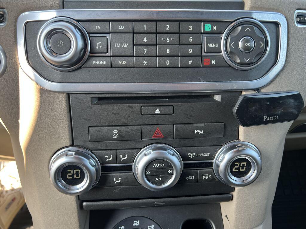 Land Rover Discovery 3.0 sdV6 SE 245cv auto
