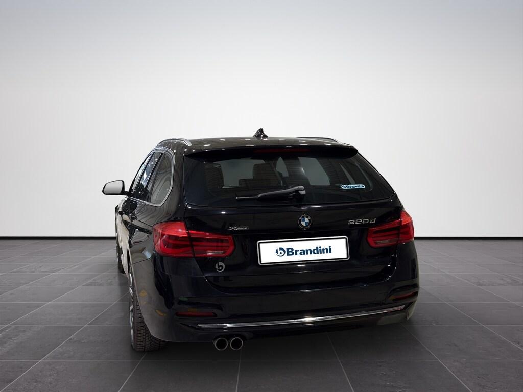 BMW Serie 3 320d Touring xdrive Luxury auto
