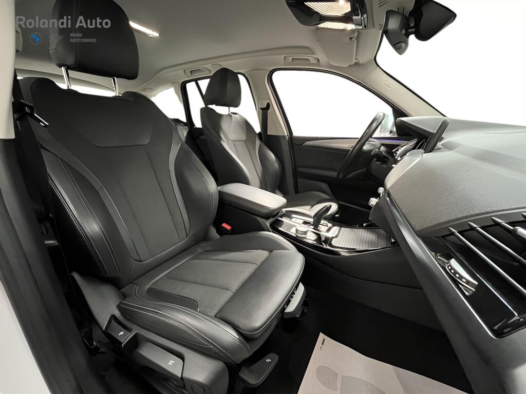 BMW X3 xdrive20d mhev 48V xLine auto