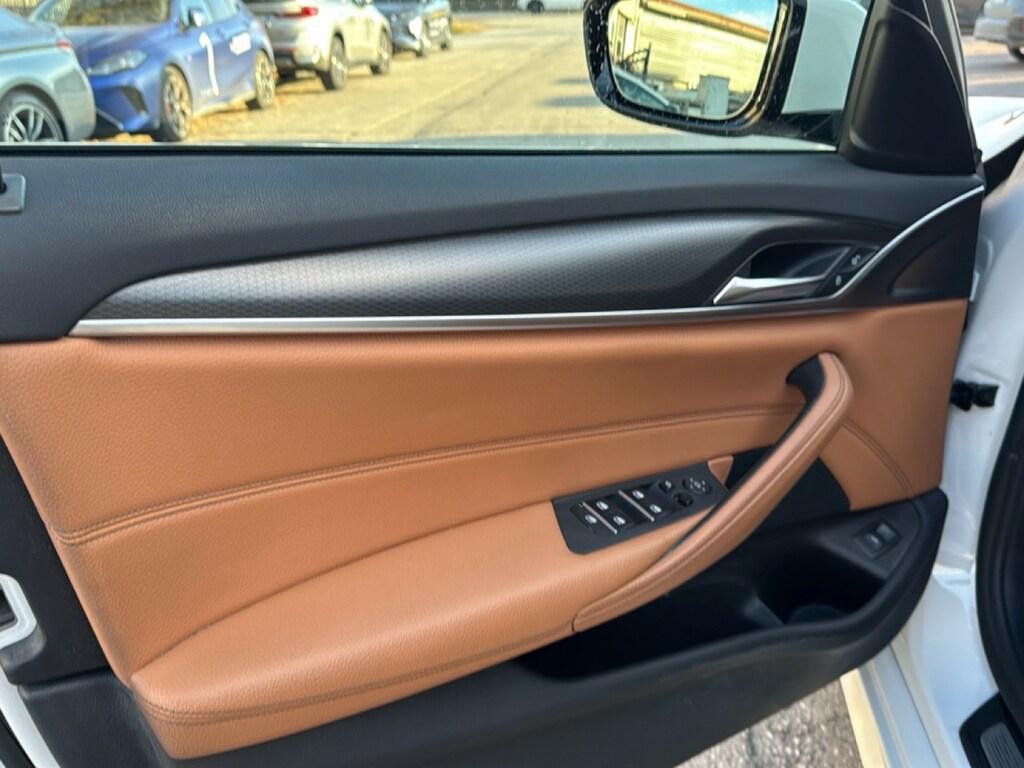 BMW Serie 5 540d Touring mhev 48V xdrive Msport auto