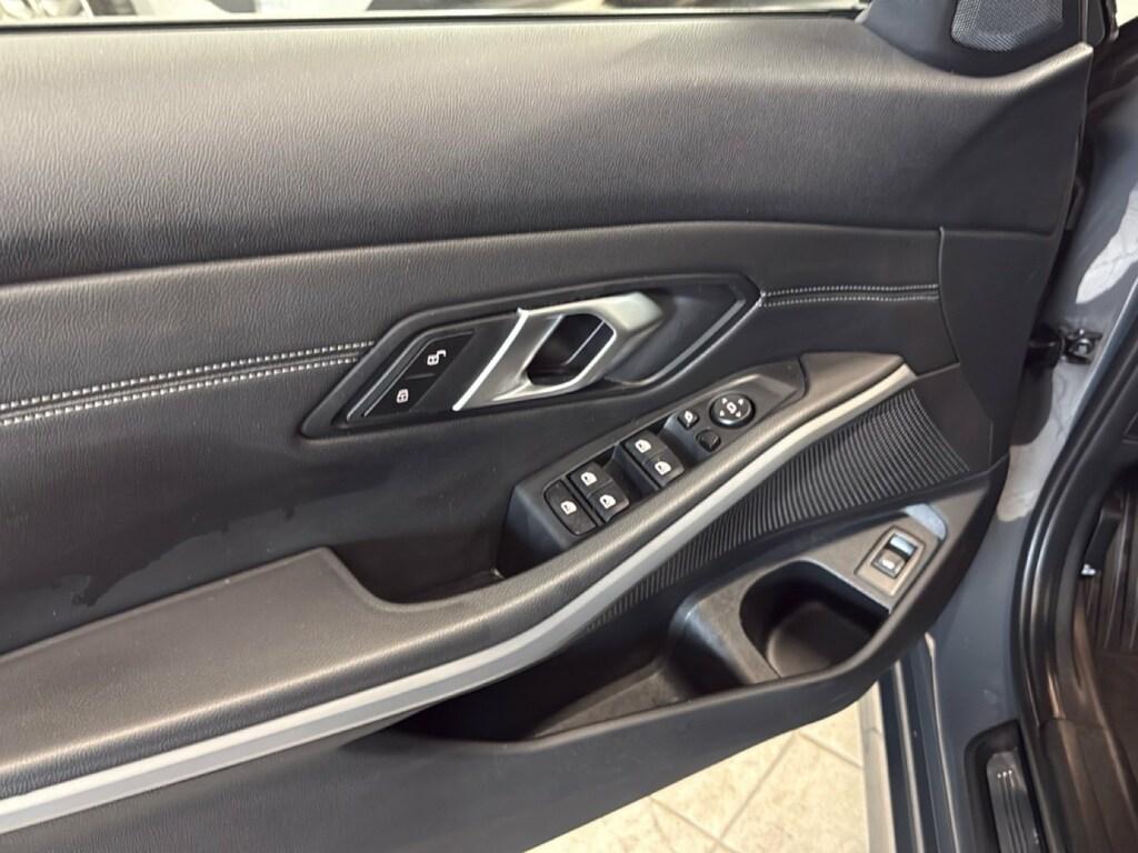 BMW Serie 3 320d Touring mhev 48V Business Advantage auto