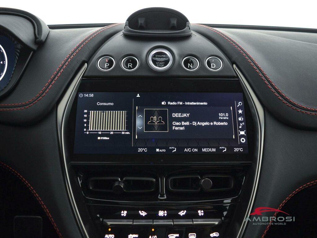 Aston Martin DBX 4.0 auto