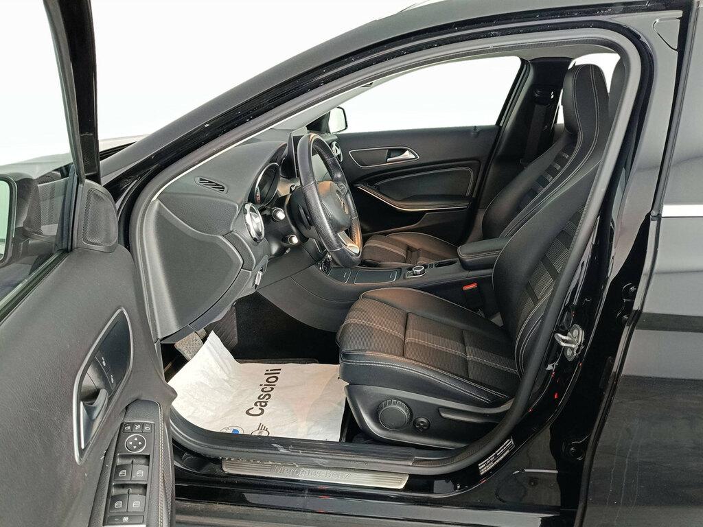 Mercedes GLA 180 Sport auto