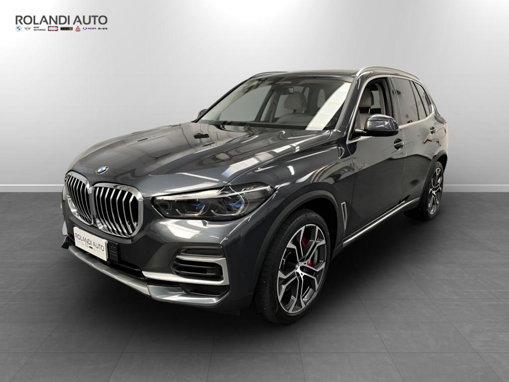 BMW X5 xdrive40d mhev 48V xLine auto