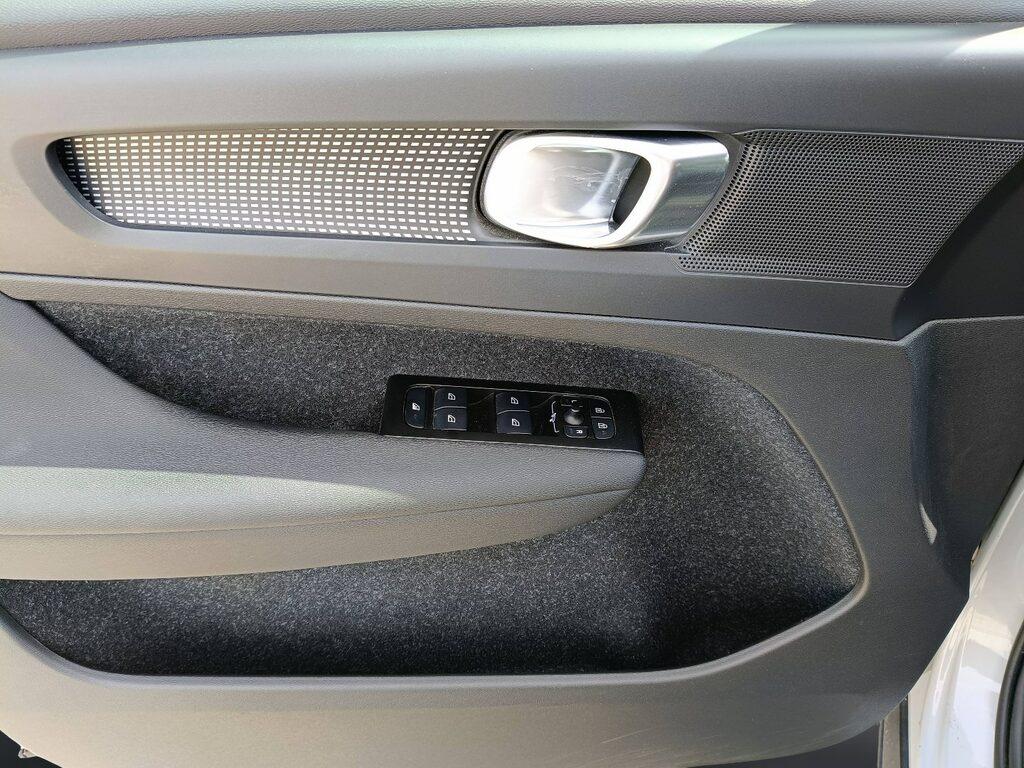 Volvo XC40 1.5 T4 plug-in-hybrid Inscription auto my21