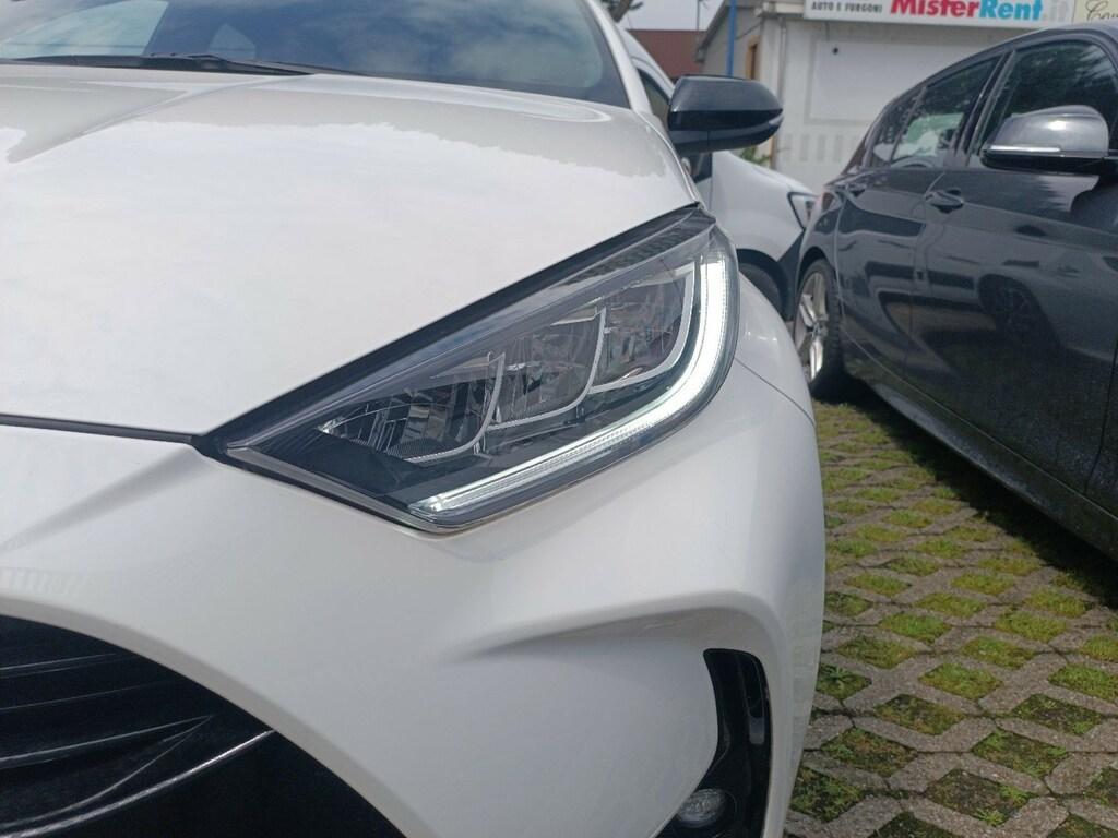 Toyota Yaris 1.5h Lounge