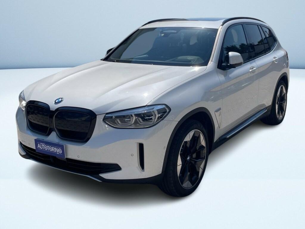 BMW iX3 bev Impressive