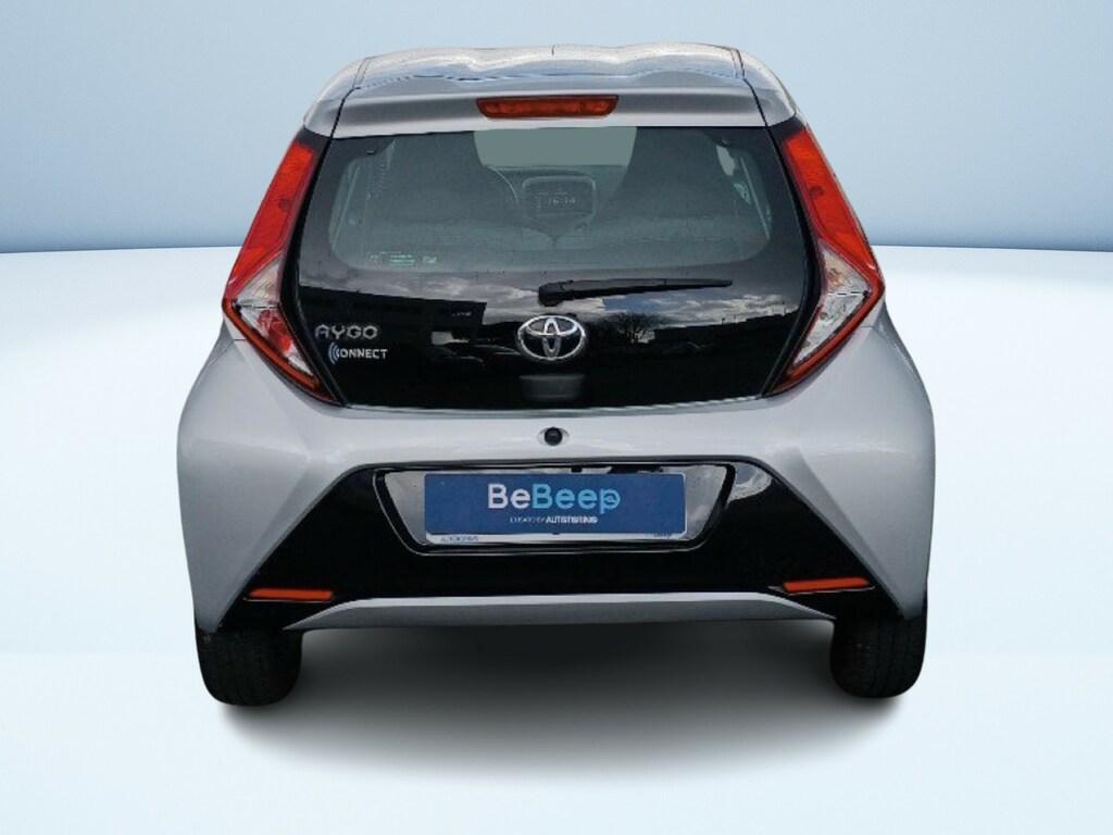 Toyota Aygo 5p 1.0 x-play 72cv