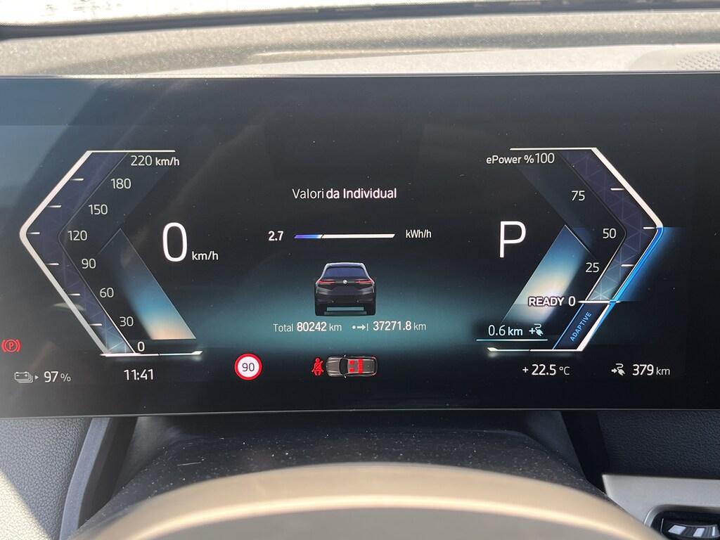 BMW iX xdrive40 pacchetto sportivo