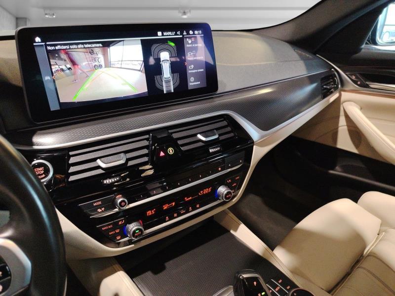 BMW Serie 5 530d Touring mhev 48V xdrive Msport auto