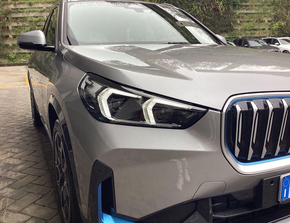 BMW iX1 30 xdrive X-Line