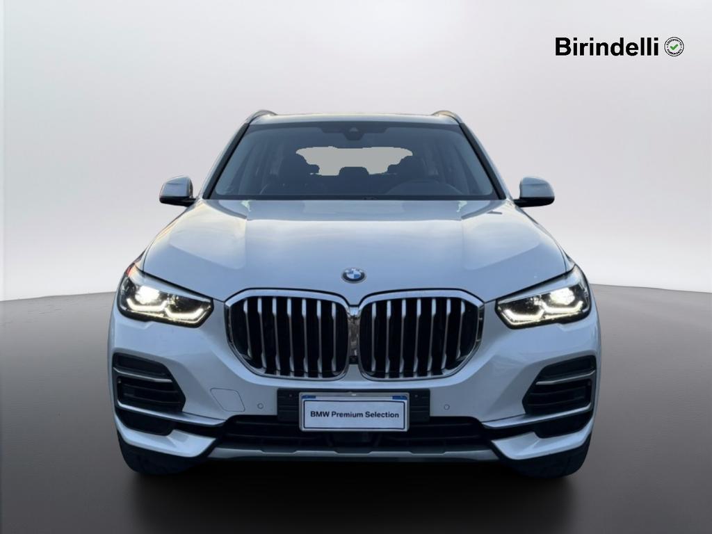 BMW X5 xdrive30d mhev 48V xLine auto