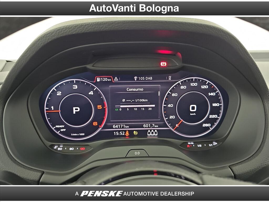 Audi Q2 30 2.0 tdi Identity Black s-tronic