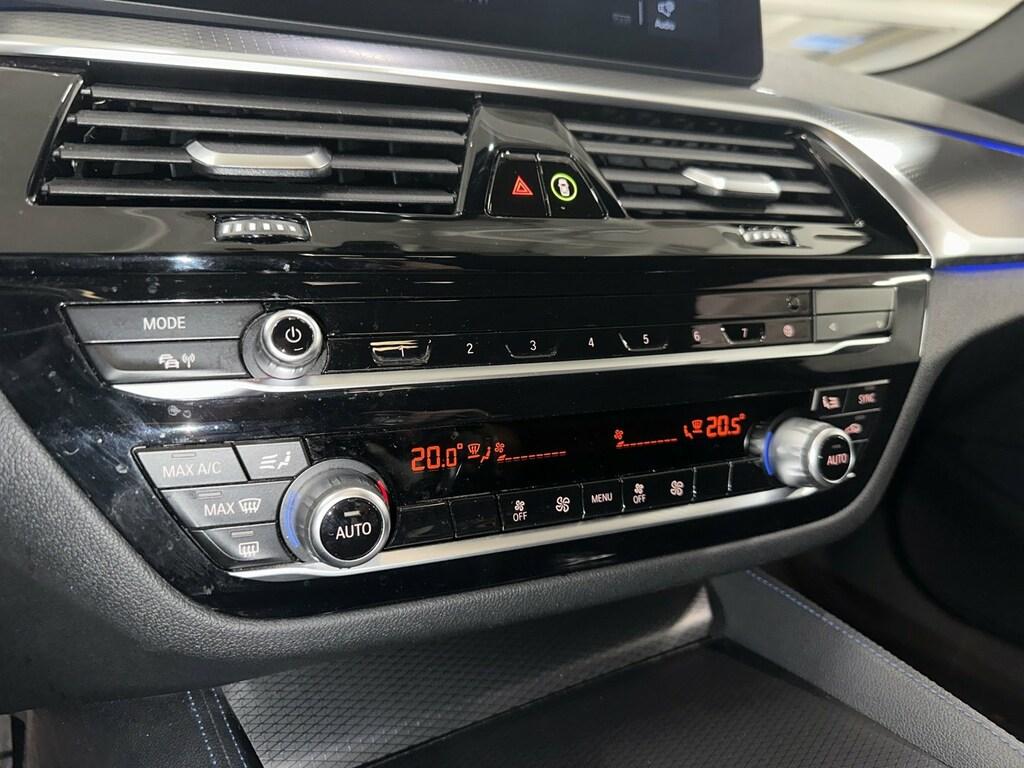 BMW Serie 5 520d Touring mhev 48V xdrive Msport auto