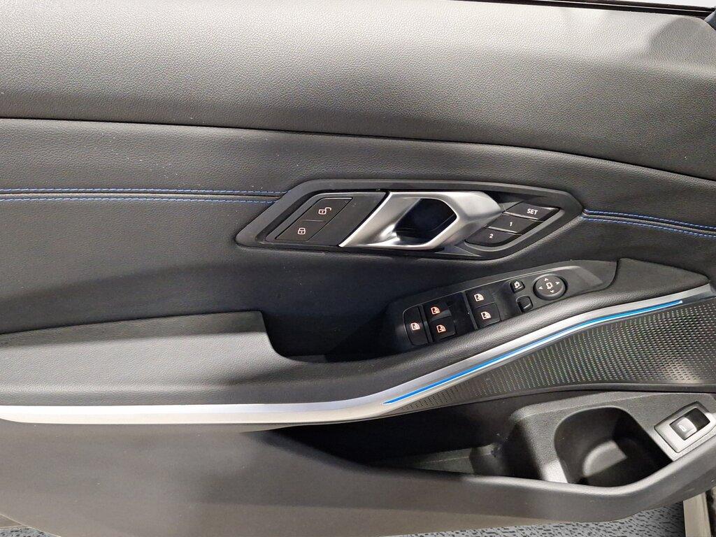 BMW Serie 3 320d mhev 48V xdrive M Sport Pro auto