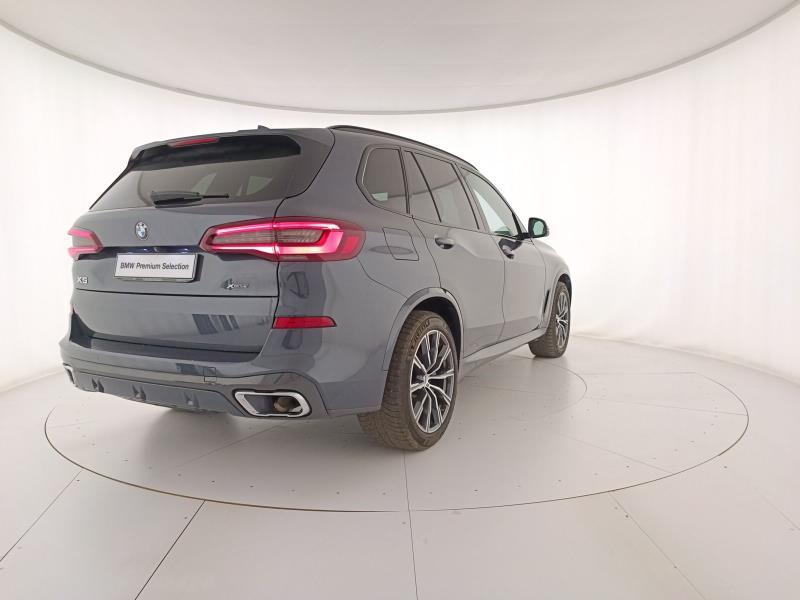 BMW X5 xdrive40d mhev 48V Msport auto