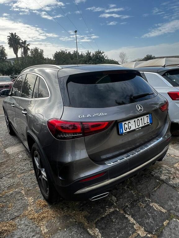 Mercedes GLA 250 eq-power Premium auto