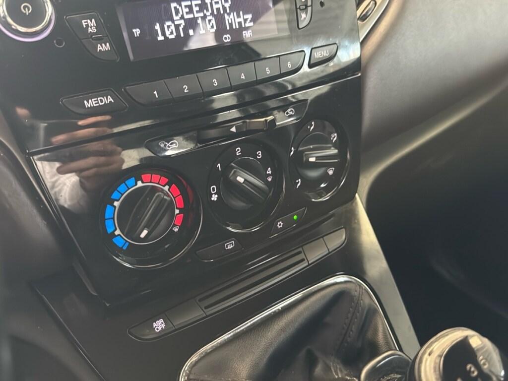 Lancia Ypsilon 1.2 8v Gold s&s 69cv