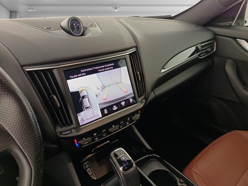 Maserati Levante 3.0 V6 Gransport 250cv auto my20