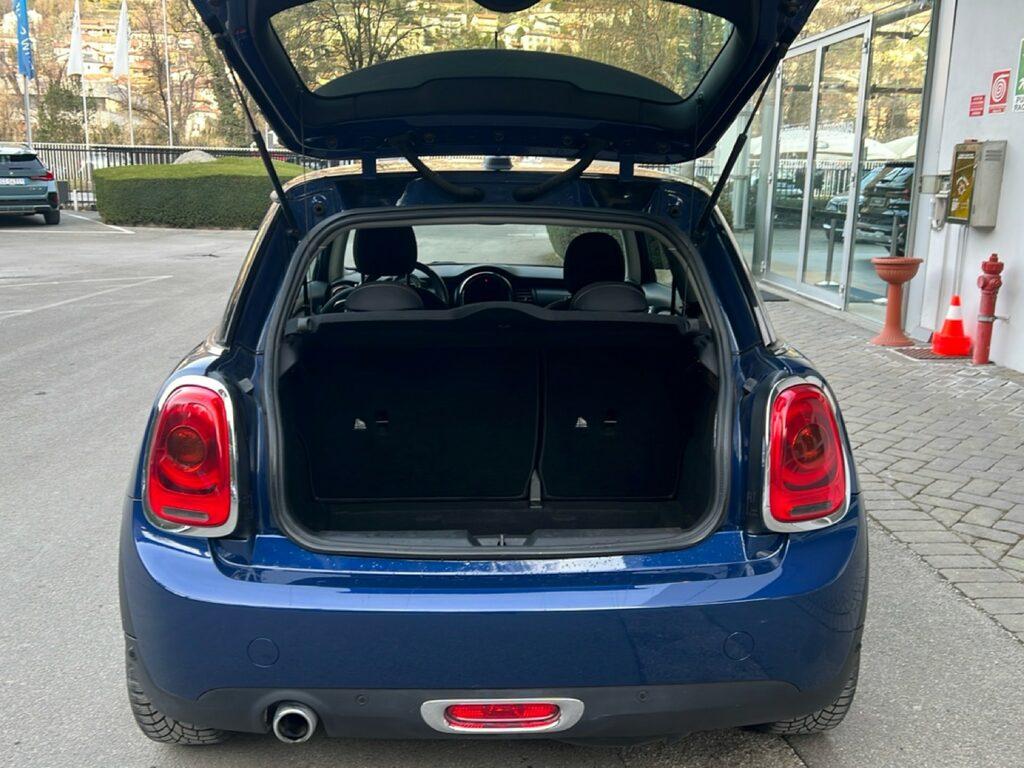 Mini Cooper D 1.5 D Cooper D Business XL Auto