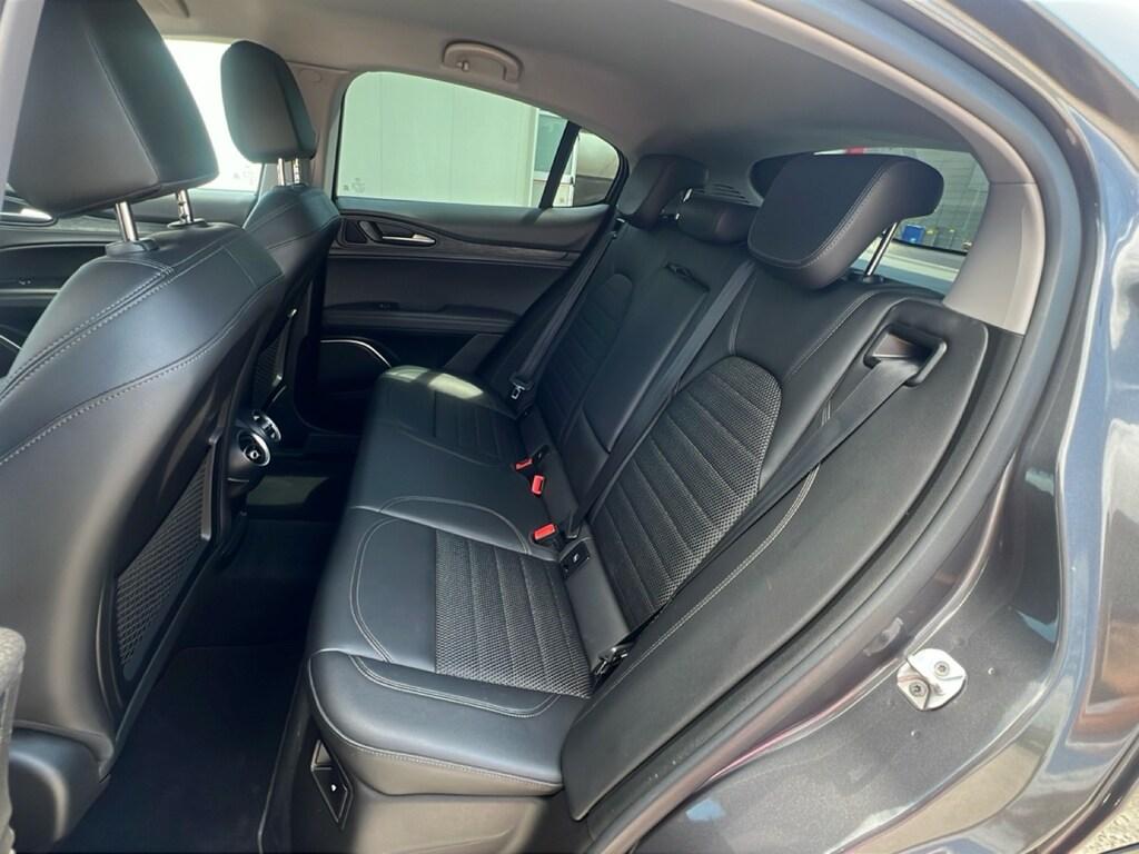Alfa Romeo Stelvio 2.2 t B-Tech Q4 210cv auto