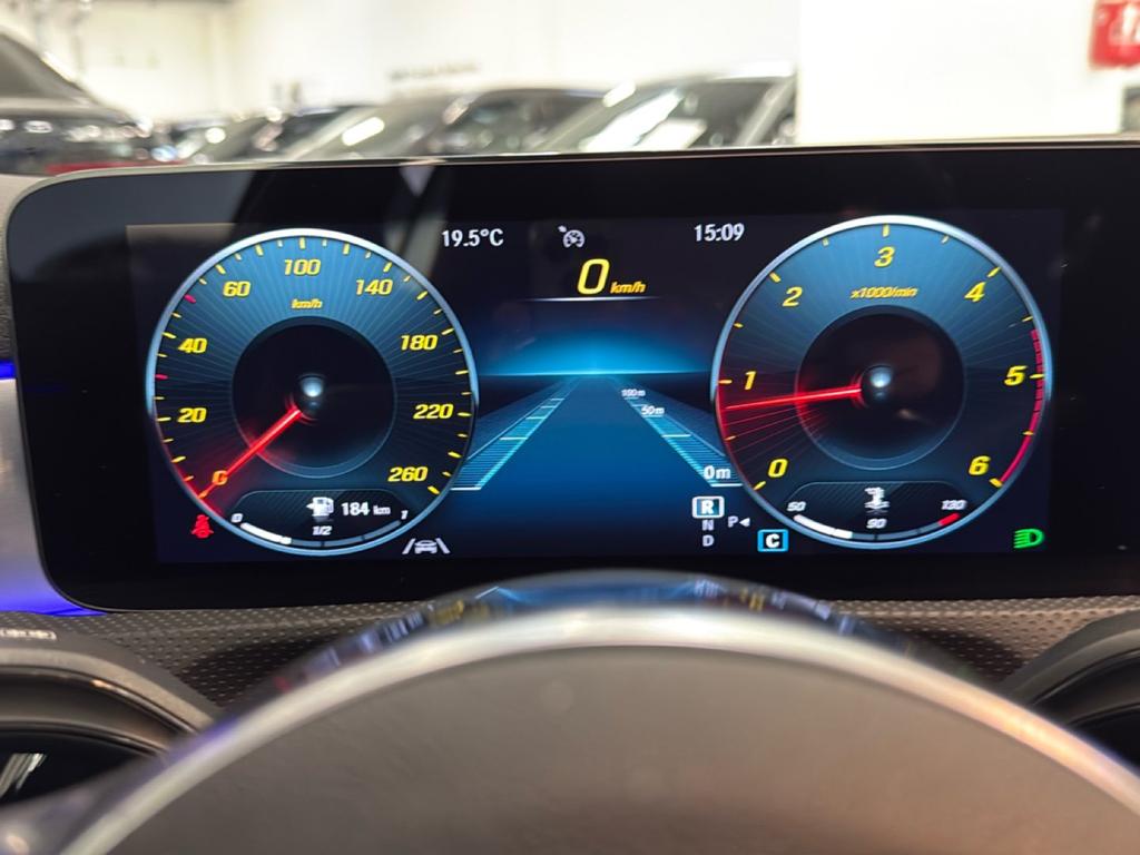 Mercedes CLA Shooting Brake 200 d Premium auto