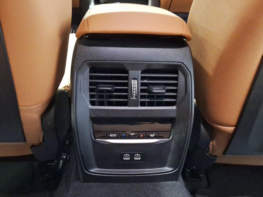 BMW Serie 3 320d Touring mhev 48V auto