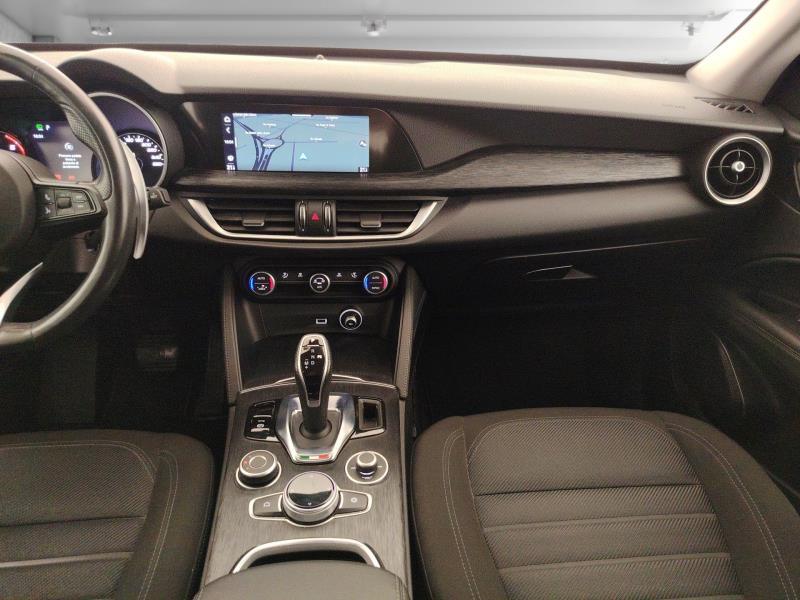 Alfa Romeo Stelvio 2.2 t Business Q4 190cv auto