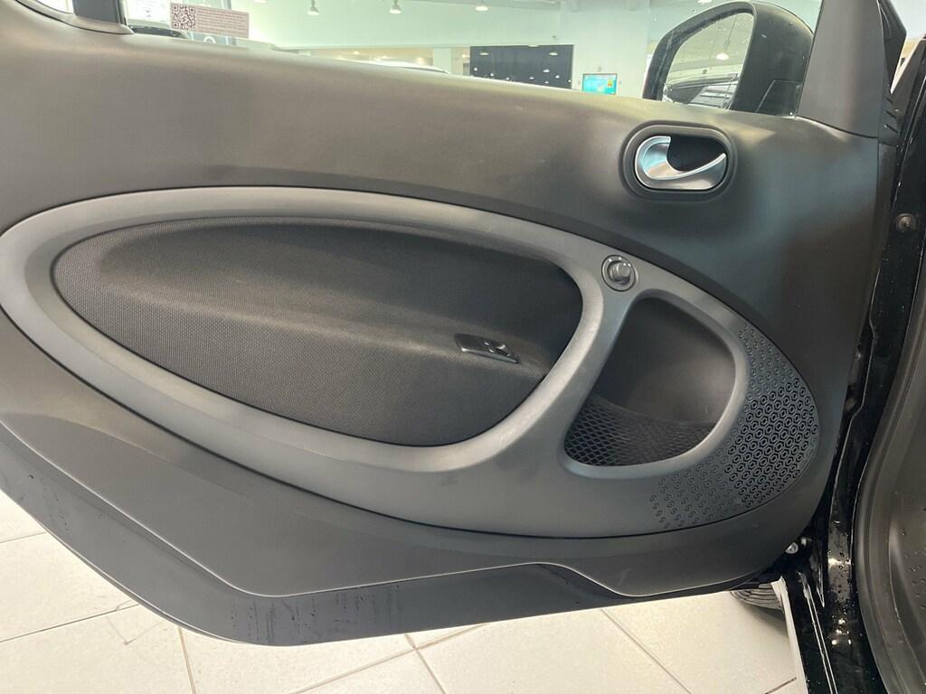 Smart fortwo eq Pulse 22kW