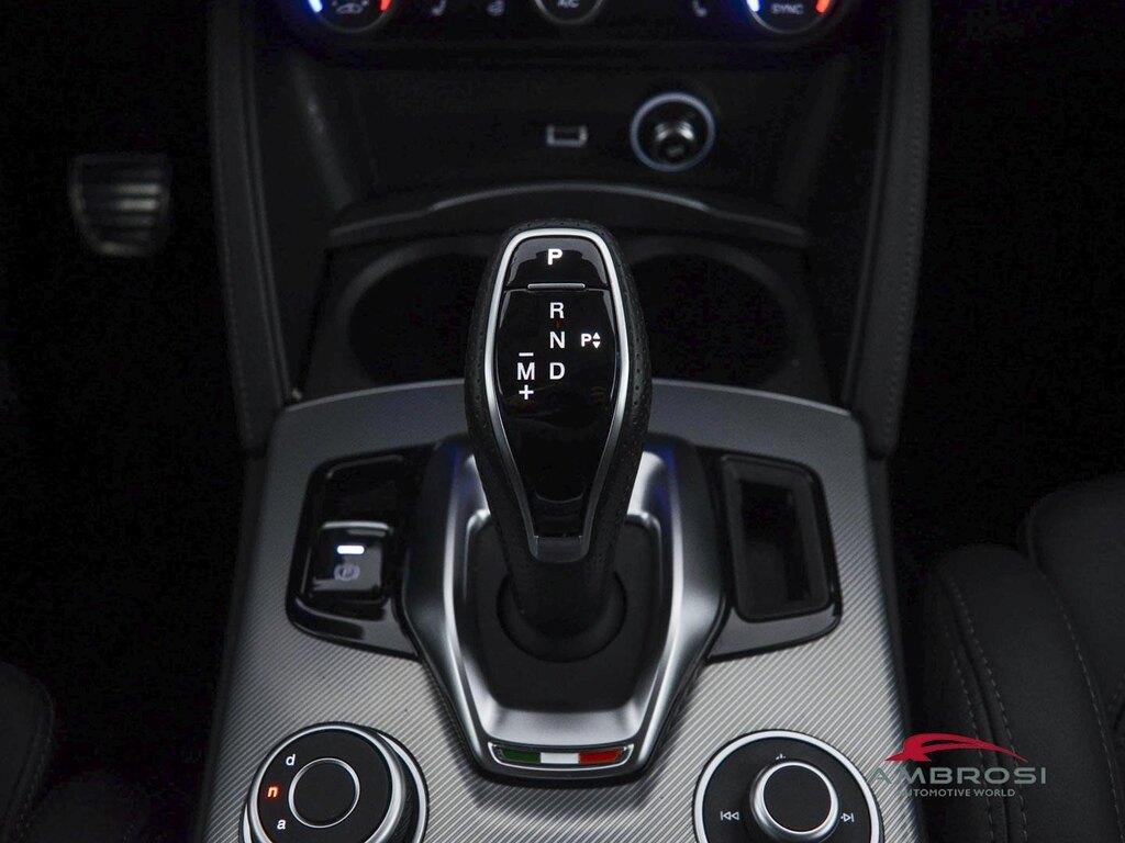 Alfa Romeo Stelvio 2.2 t Veloce Q4 210cv auto