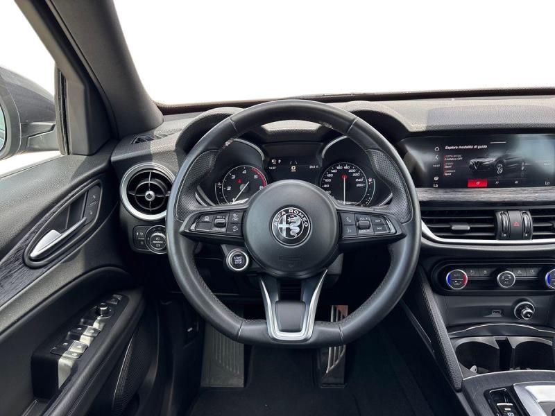 Alfa Romeo Stelvio 2.2 t Business rwd 160cv auto