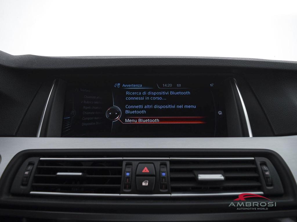 BMW Serie 5 520d Touring xdrive Luxury 190cv auto