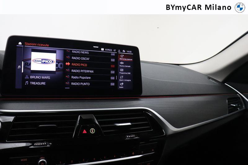 BMW Serie 5 520d Touring mhev 48V xdrive Luxury auto