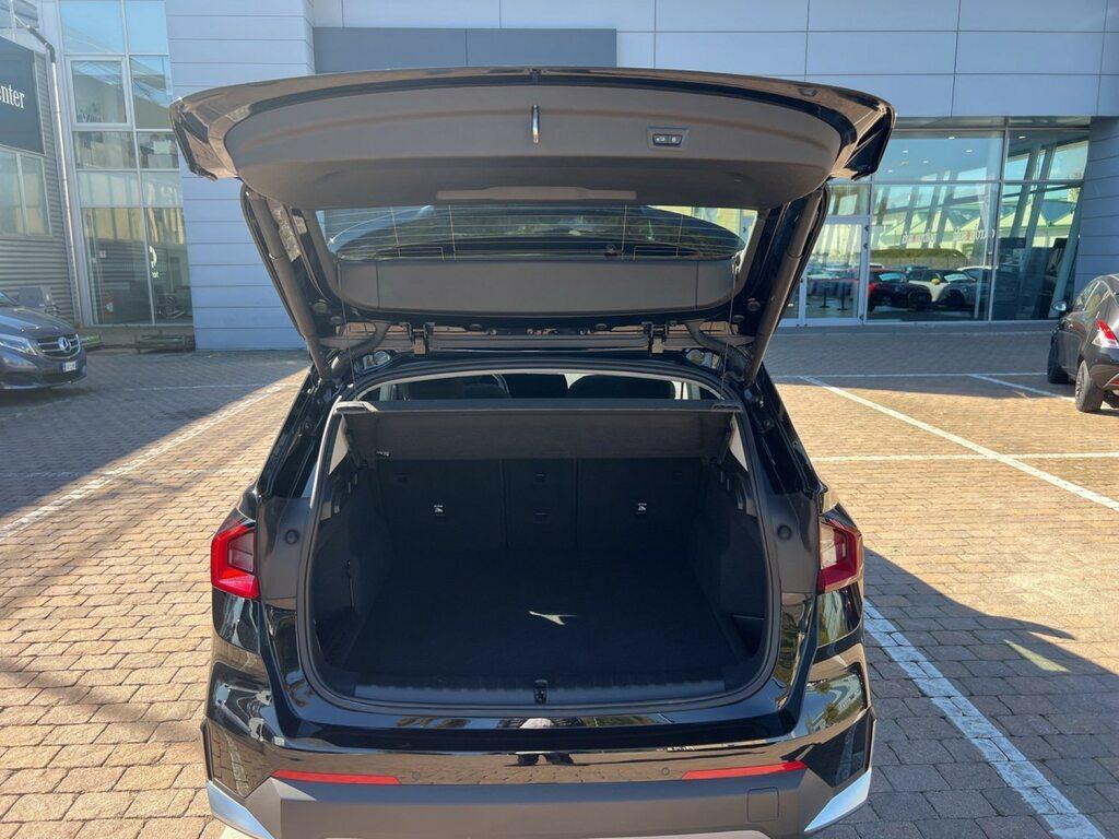 BMW X1 xdrive23i mhev 48V auto