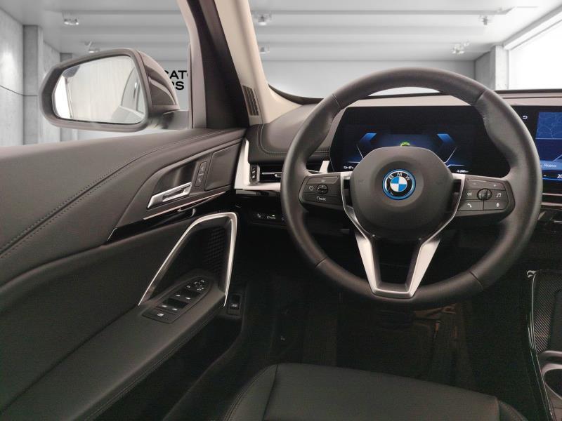 BMW iX1 edrive 20 X-Line