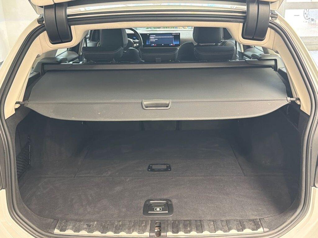BMW Serie 3 318d Touring mhev 48V auto