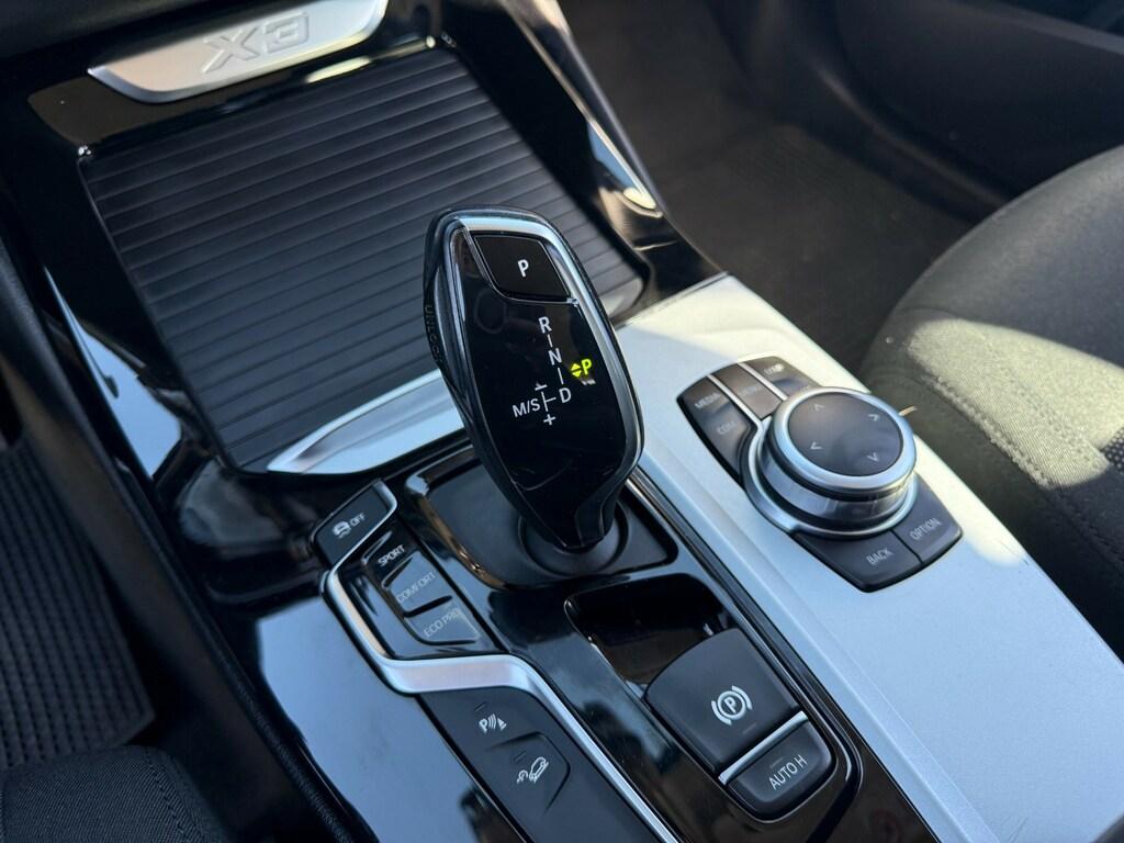 BMW X3 xdrive20d Business Advantage 190cv auto