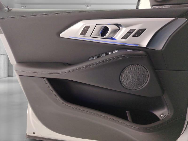BMW XM 4.4 steptronic