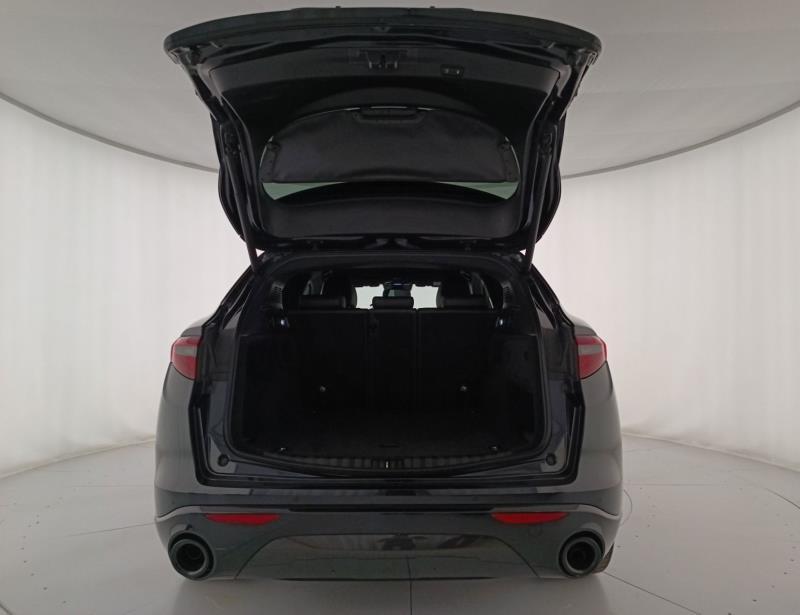 Alfa Romeo Stelvio 2.2 t Veloce Q4 210cv auto
