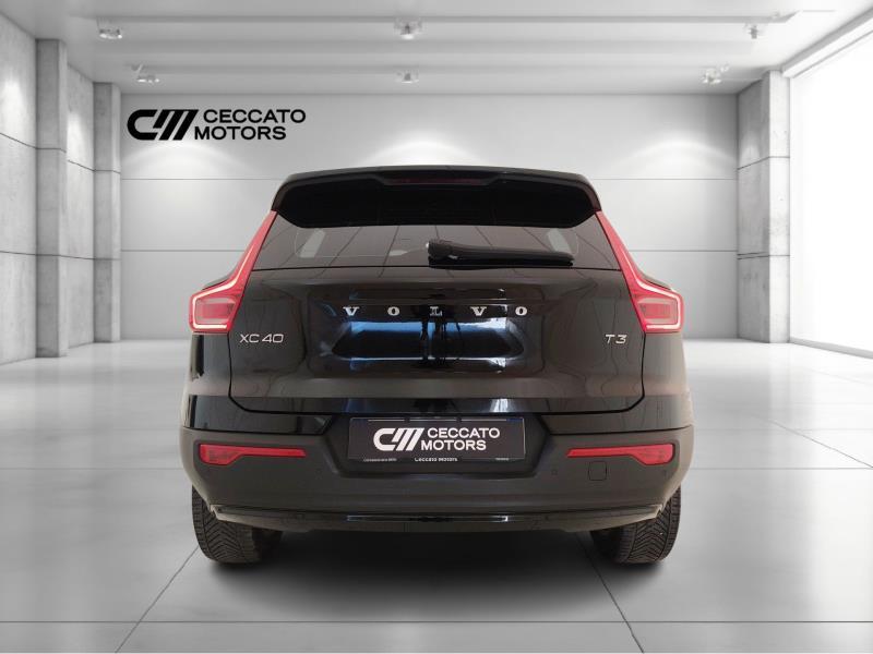Volvo XC40 1.5 T3 R-design 163cv auto my21
