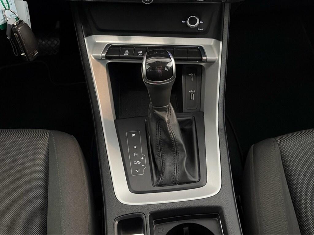 Audi Q3 35 1.5 tfsi mhev Business Advanced s-tronic