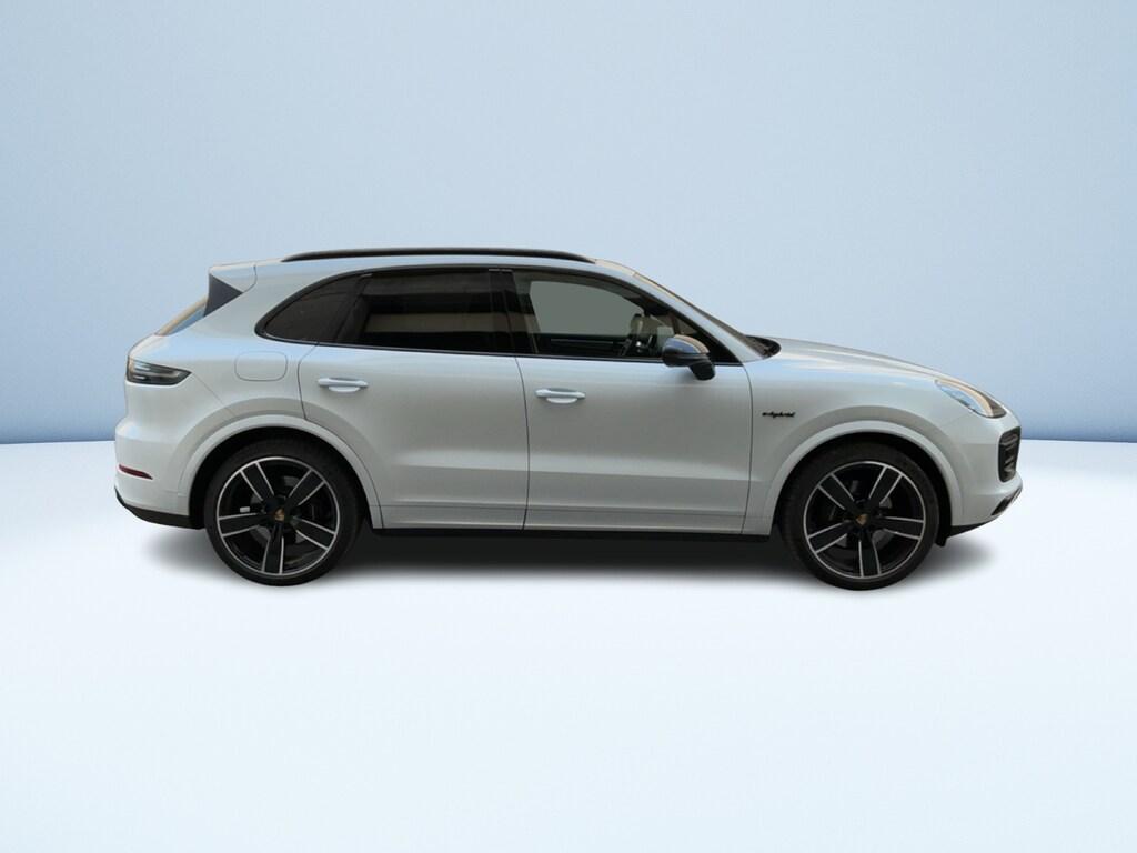 Porsche Cayenne 3.0 e-hybrid tiptronic
