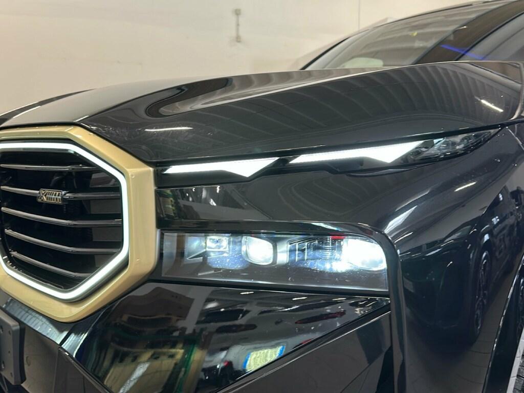 BMW XM 4.4 steptronic