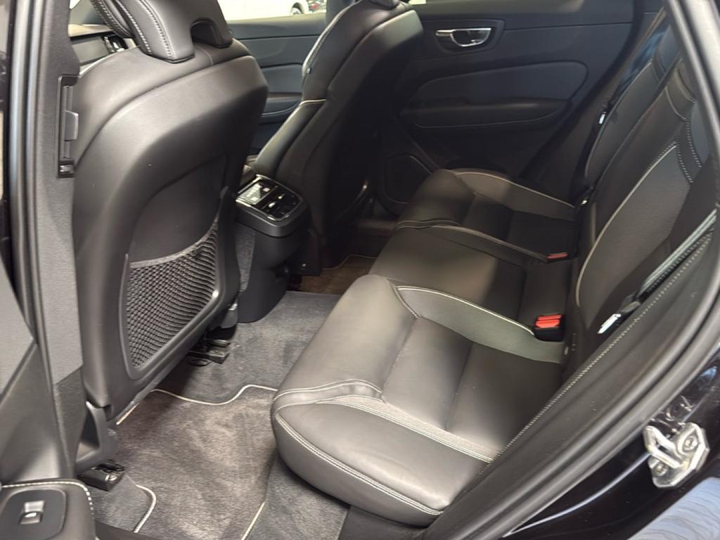 Volvo XC60 2.0 B4 Business Plus awd geartronic my20
