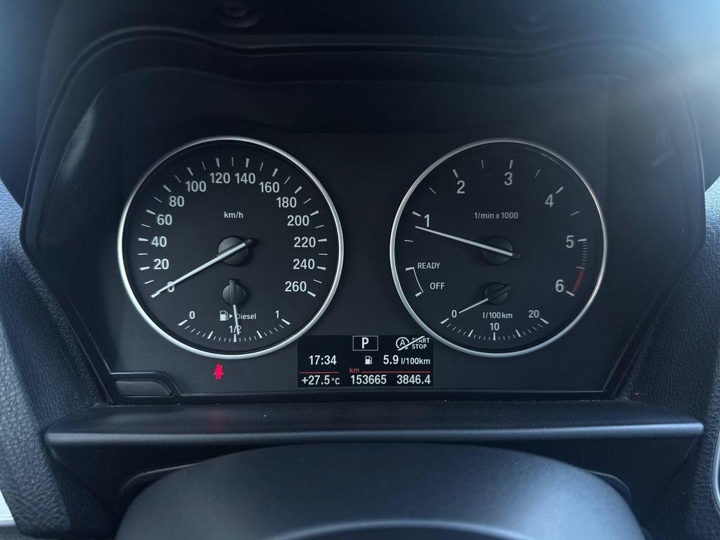 BMW Serie 1 118d Urban 5p auto